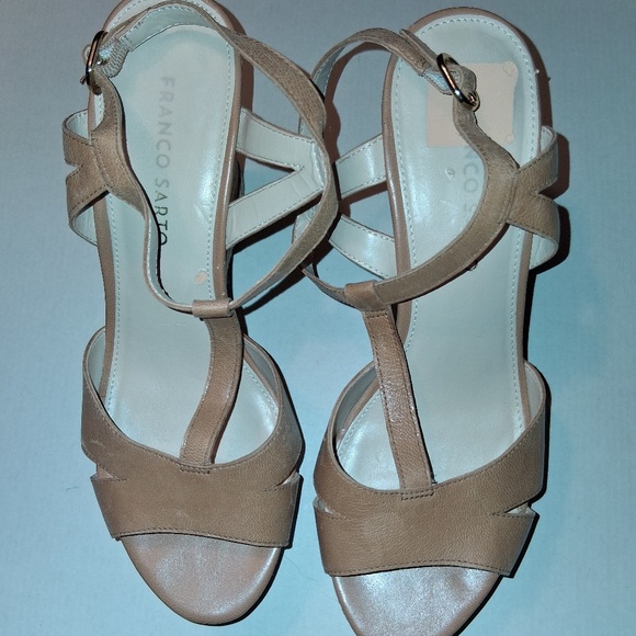 Women's Franco Sarto Open Toe T-strap Wedge Sandals, Beige/Cork, Size 9-9.5M - Picture 1 of 11